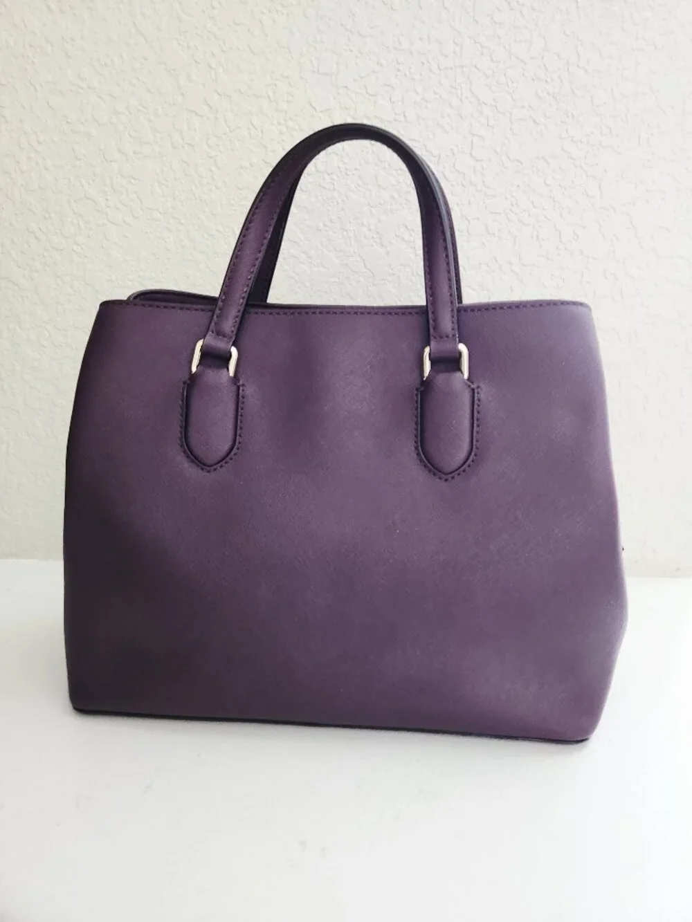 Like New Kate Spade NY Laurel Way Shoulder Bag